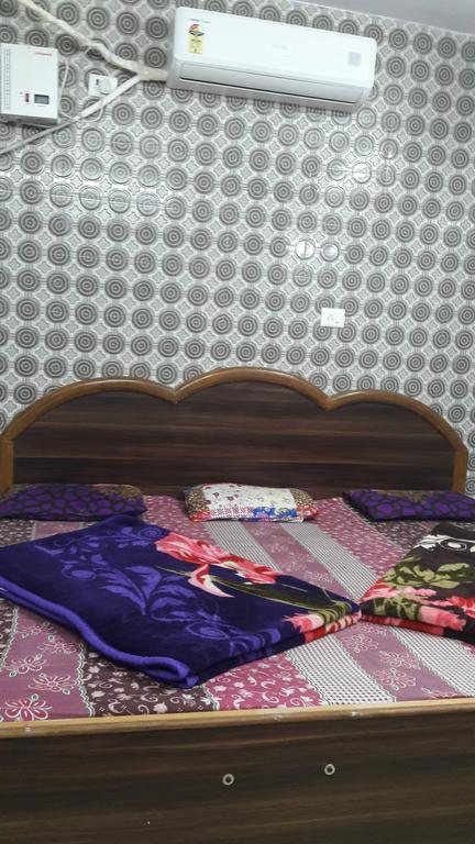 Sai Kripa Guest House Харидвар Экстерьер фото